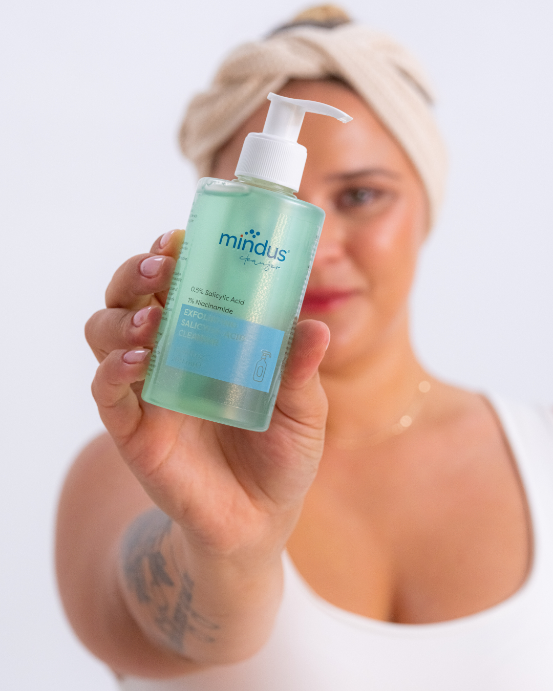 mindus Yağlı ve Karma Ciltler İçin Siyah Nokta Karşıtı Temizleme Jeli 200 ml